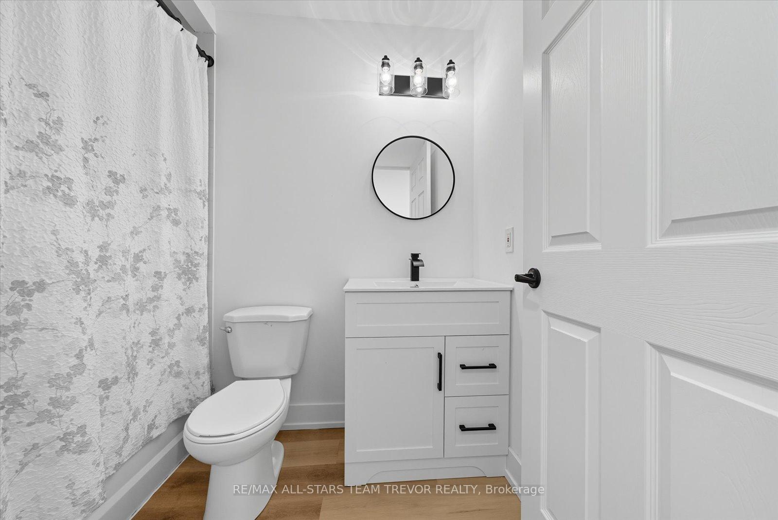 Photo 14 of 1313 Forest Street, Innisfil, Alcona — HOMEH