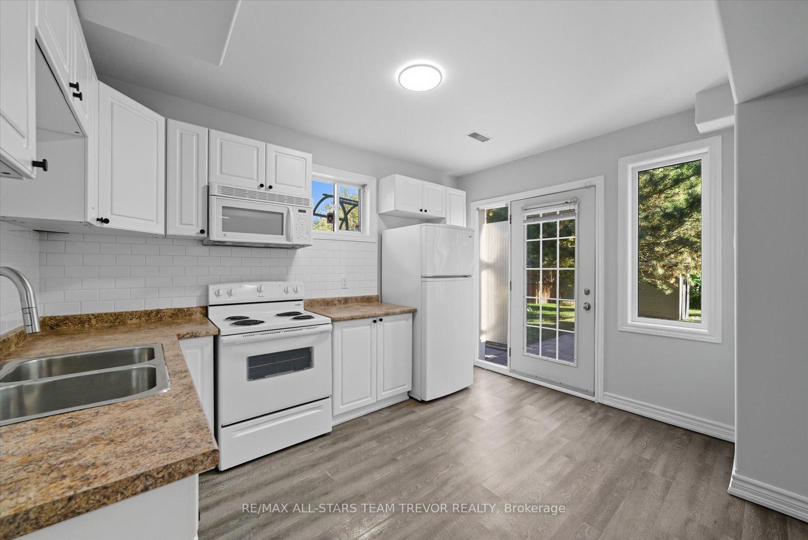 Photo 22 of 1313 Forest Street, Innisfil, Alcona — HOMEH