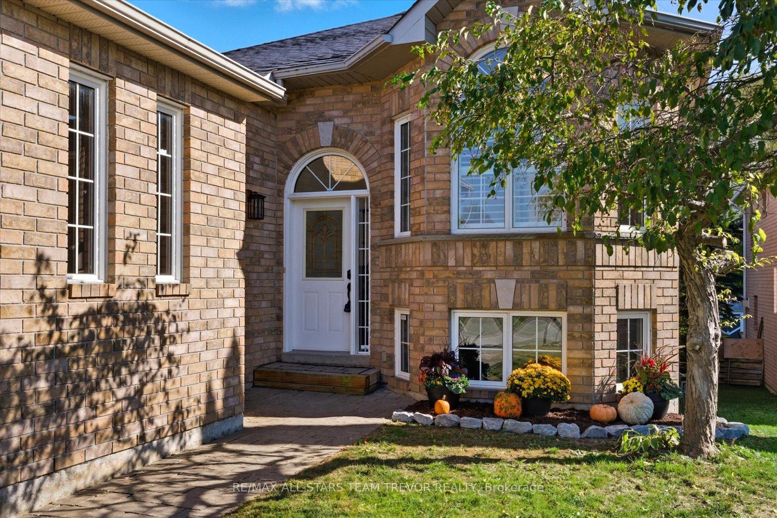 Photo 30 of 1313 Forest Street, Innisfil, Alcona — HOMEH