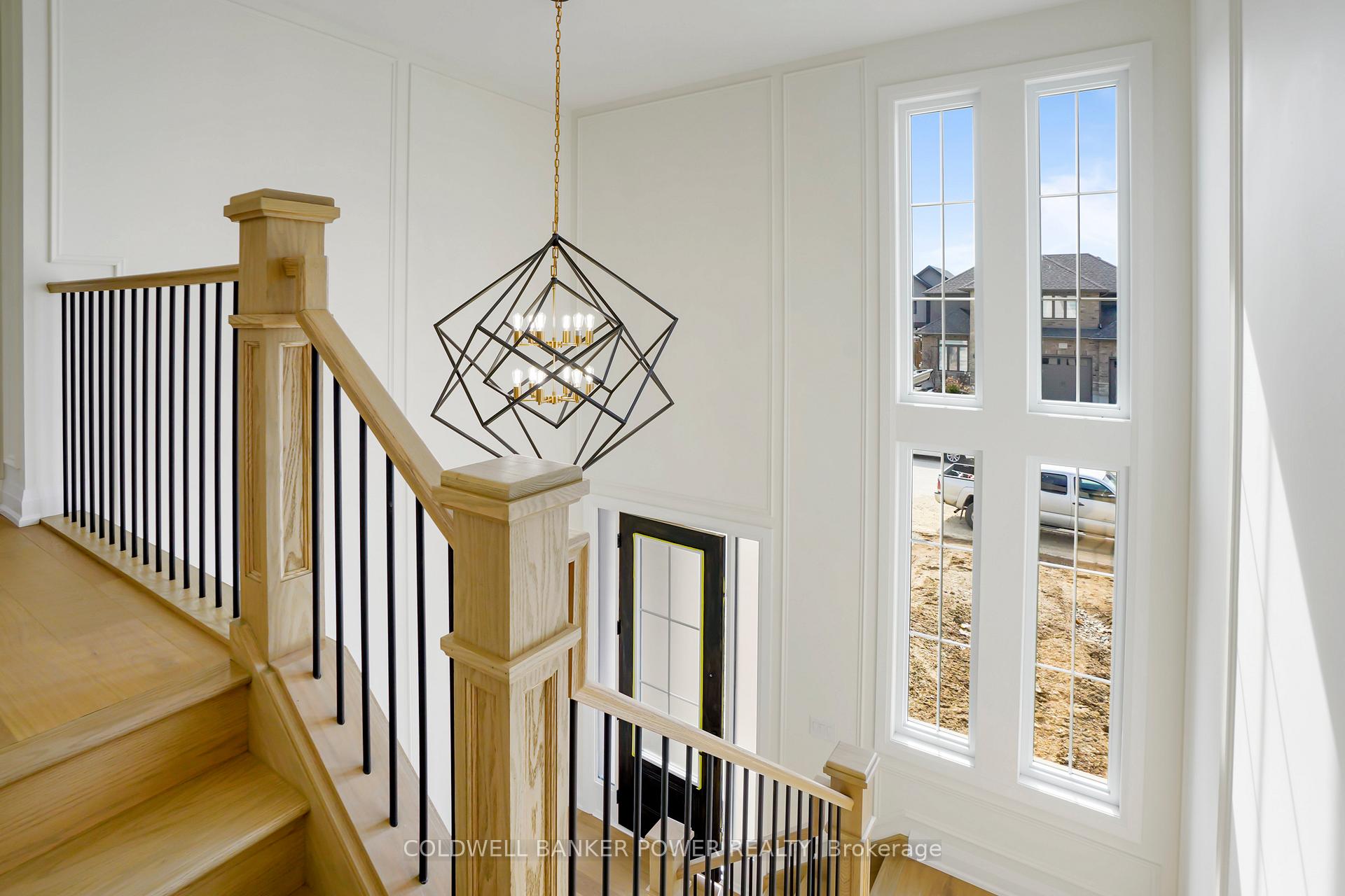 Photo 6 of 6355 Jack England Drive, London, South V — HOMEH