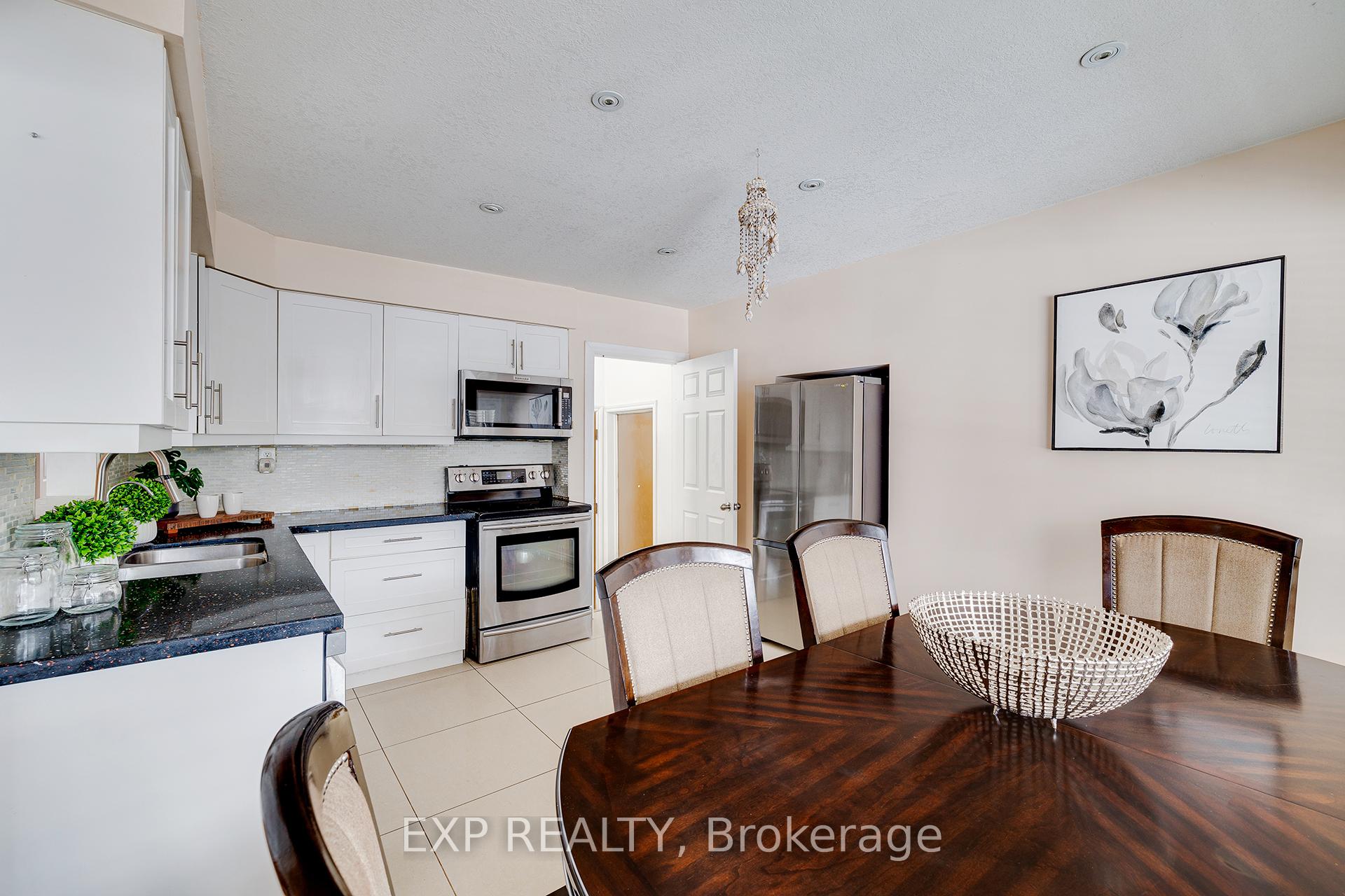 Photo 7 of 392 Fischer Hallman Road, Kitchener — HOMEH