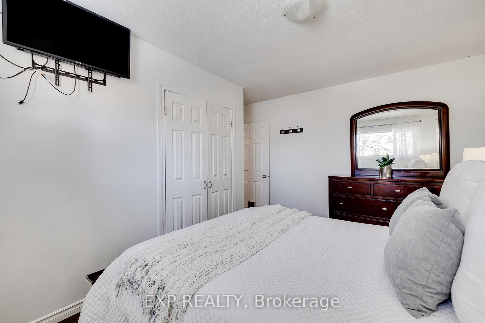 Photo 12 of 392 Fischer Hallman Road, Kitchener — HOMEH
