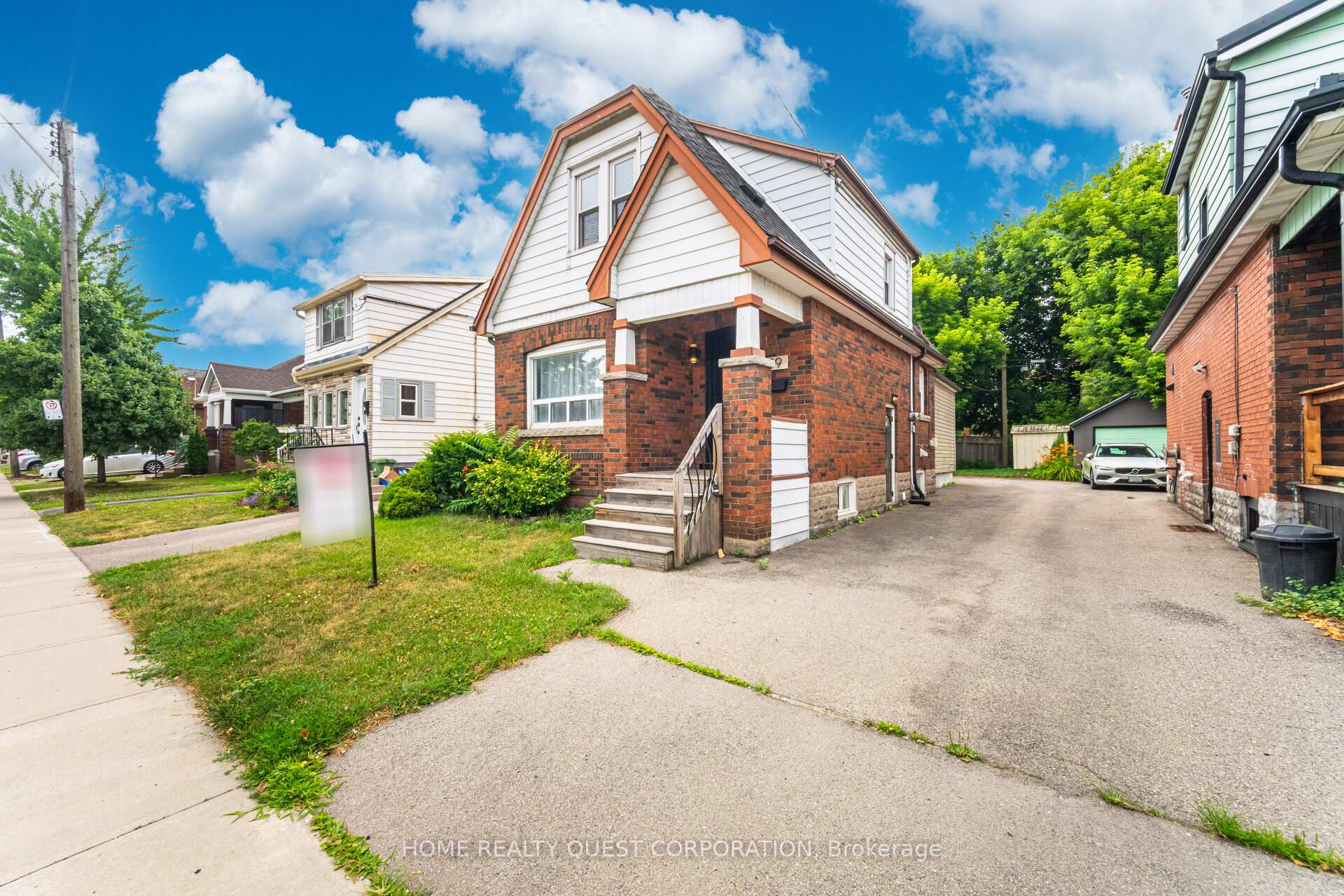 Photo 3 of Unit Upper Level, 99 Cope Street, Hamilton, Homeside — HOMEH
