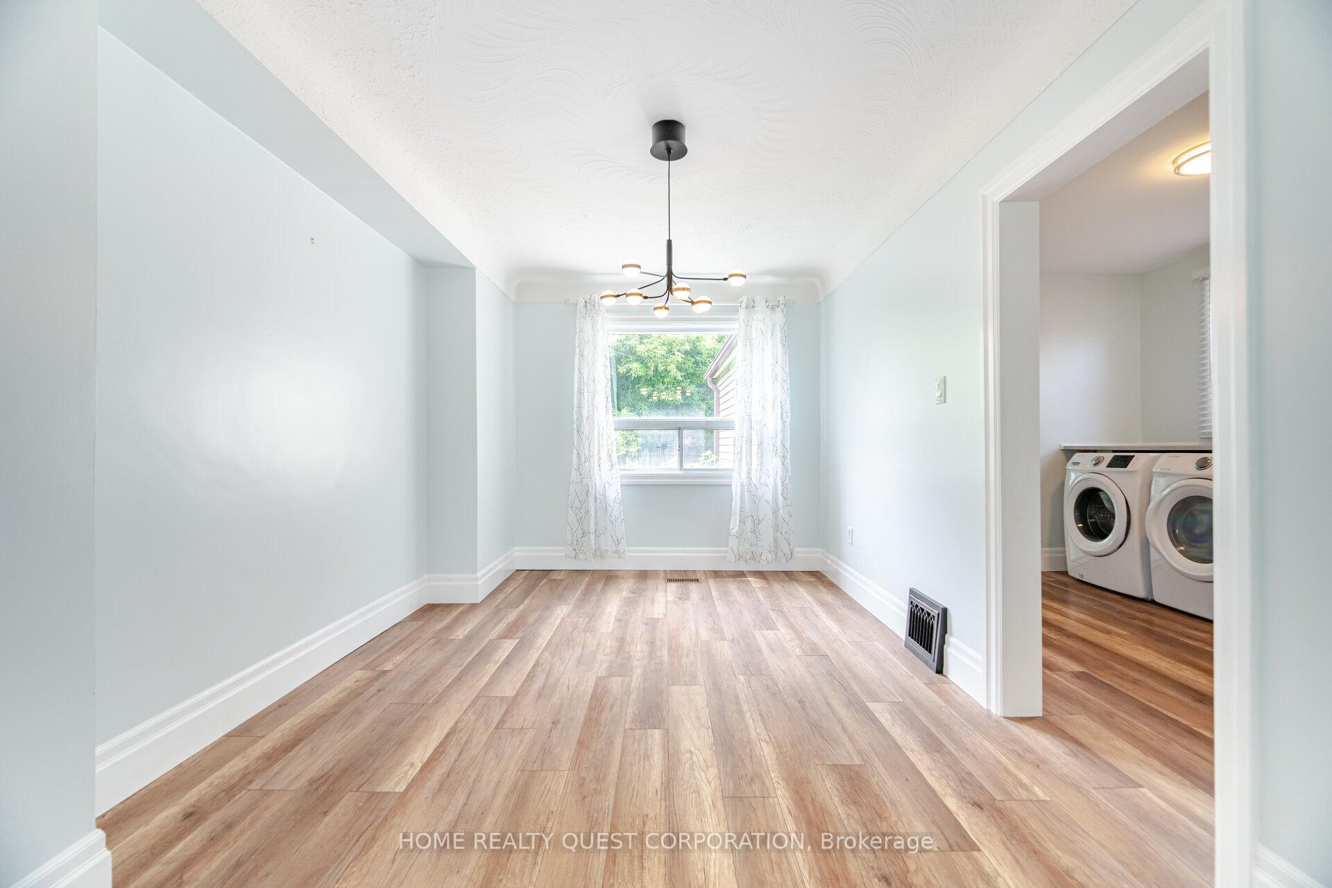 Photo 9 of Unit Upper Level, 99 Cope Street, Hamilton, Homeside — HOMEH