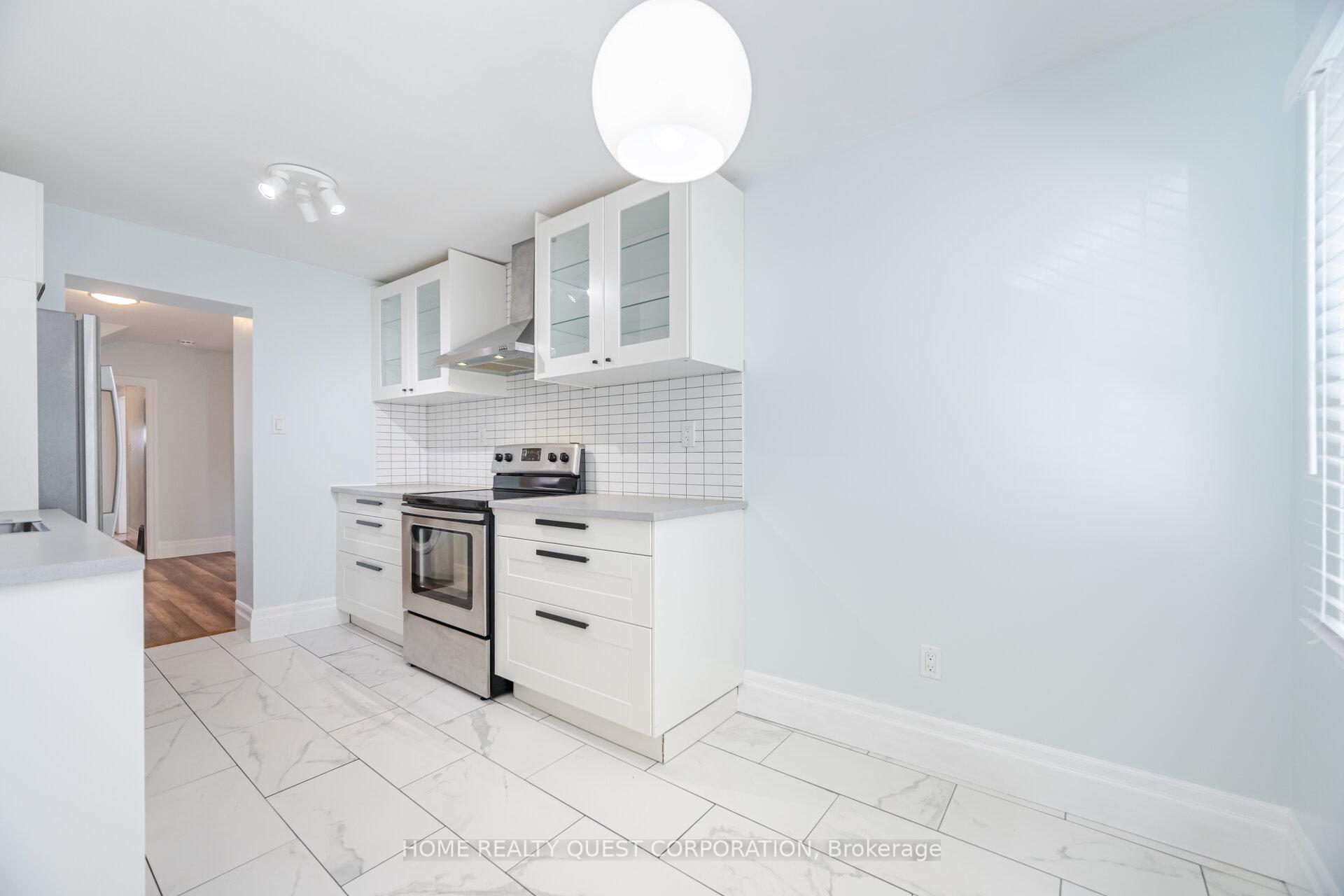 Photo 18 of Unit Upper Level, 99 Cope Street, Hamilton, Homeside — HOMEH