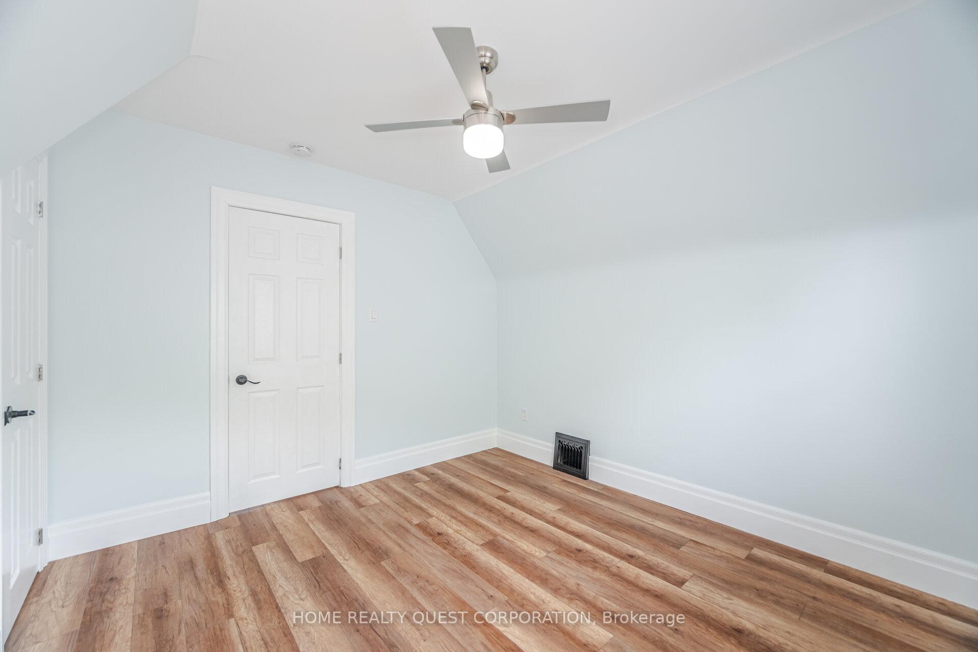 Photo 27 of Unit Upper Level, 99 Cope Street, Hamilton, Homeside — HOMEH
