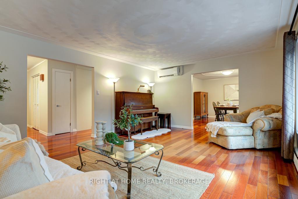 Photo 10 of 10 Marquette Drive W, Kitchener — HOMEH