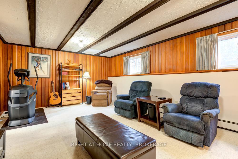 Photo 27 of 10 Marquette Drive W, Kitchener — HOMEH