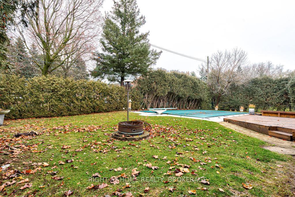 Photo 31 of 10 Marquette Drive W, Kitchener — HOMEH