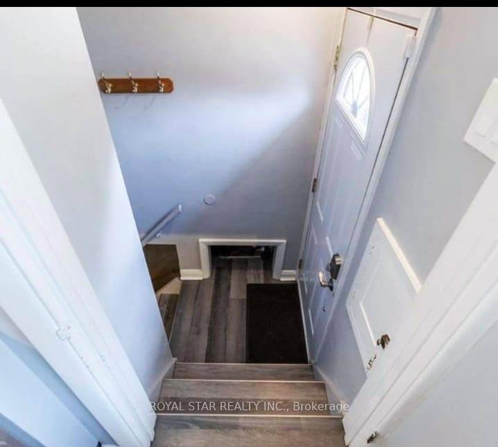 Photo 5 of 527 Clarke Road, London, East H — HOMEH