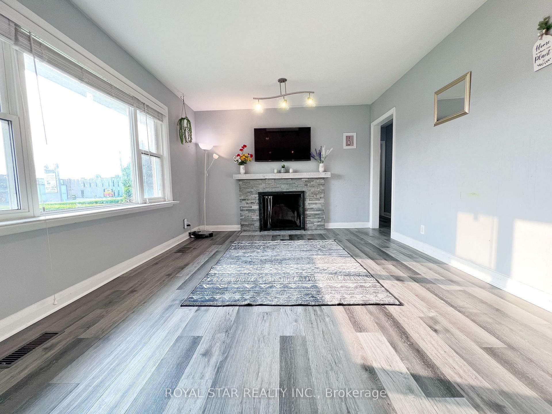 Photo 15 of 527 Clarke Road, London, East H — HOMEH