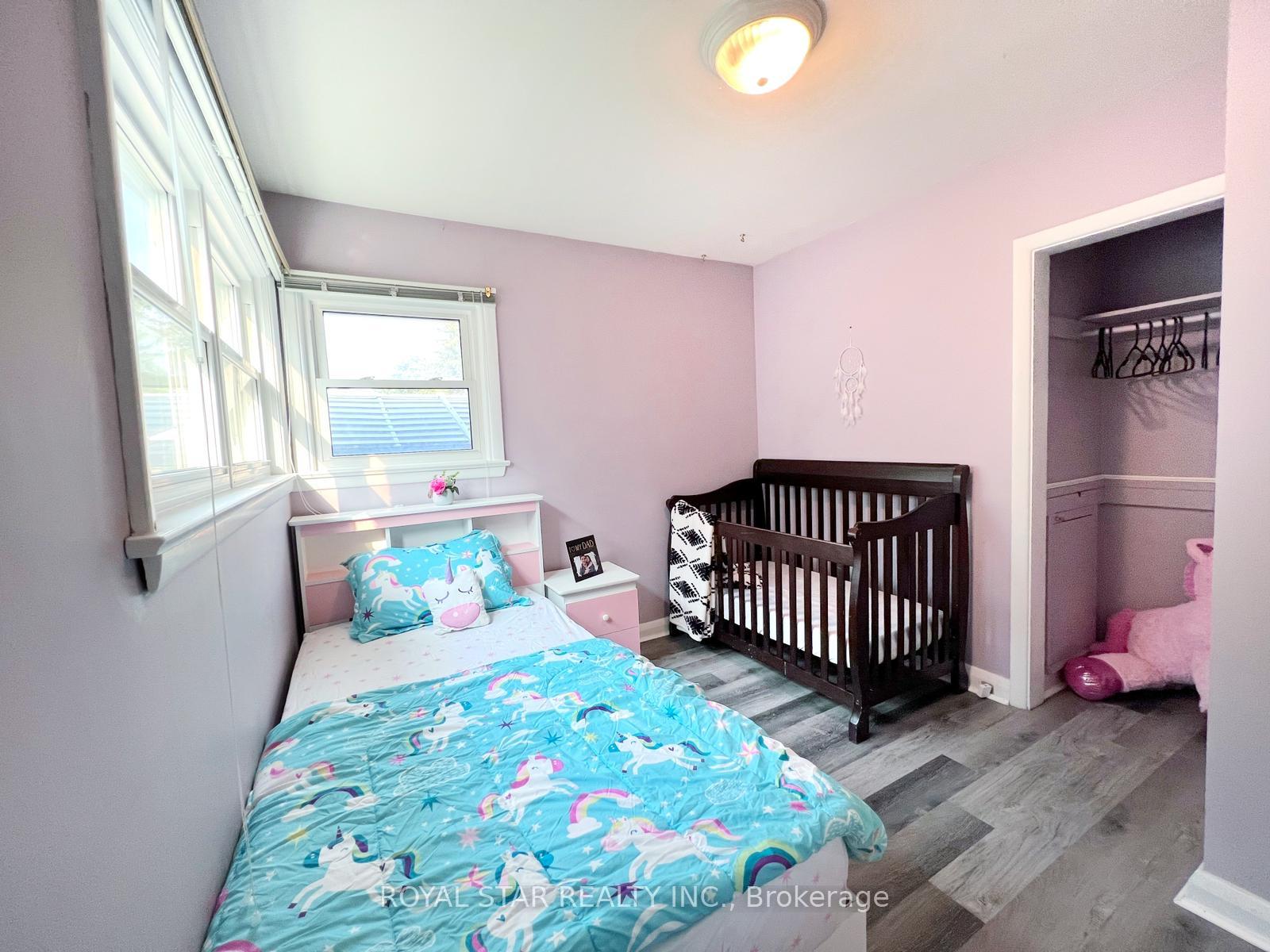 Photo 19 of 527 Clarke Road, London, East H — HOMEH