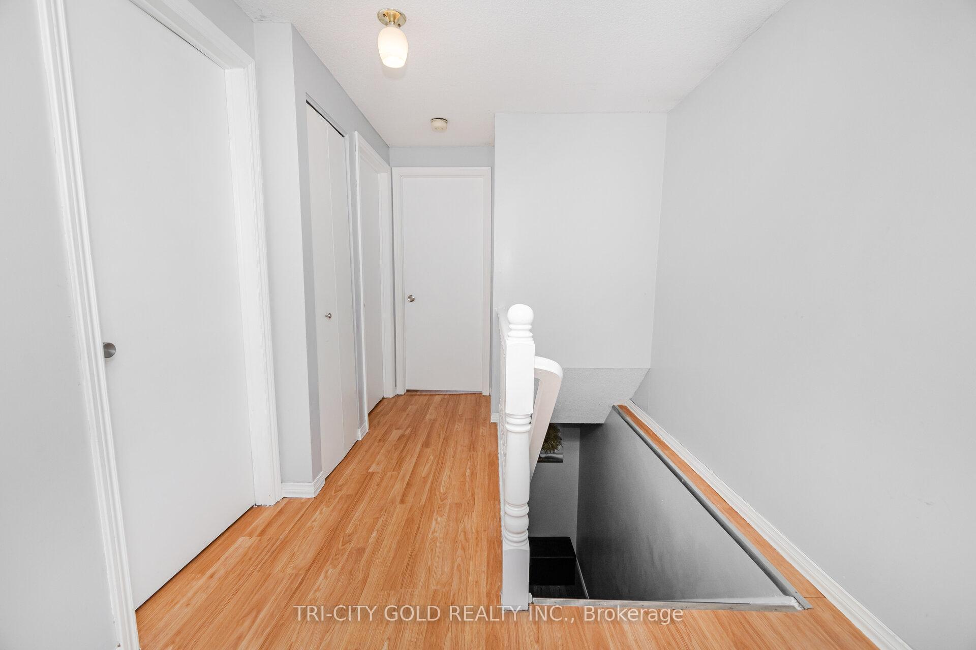 Photo 16 of 20 Rauch Court, Kitchener — HOMEH