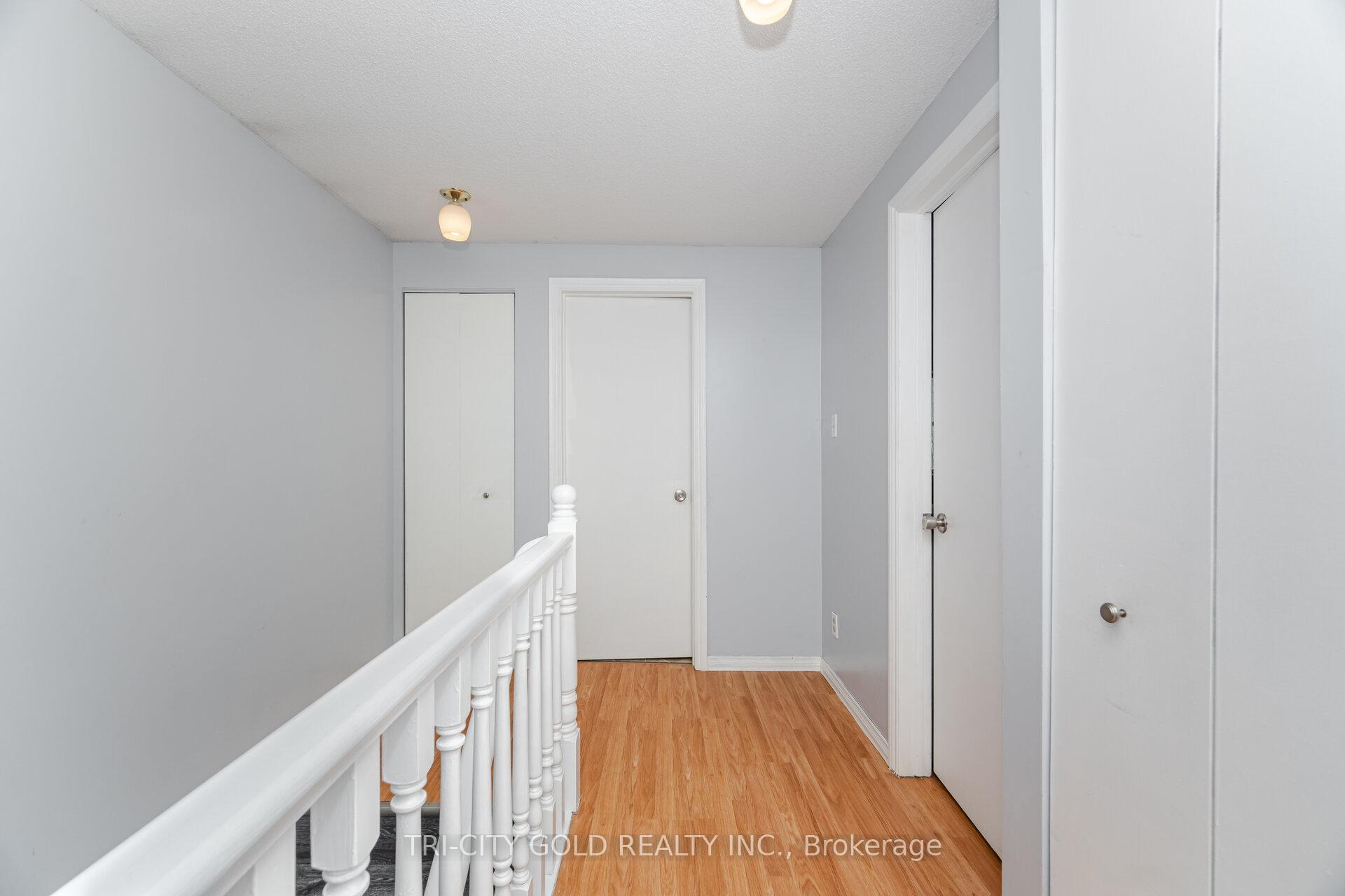 Photo 17 of 20 Rauch Court, Kitchener — HOMEH