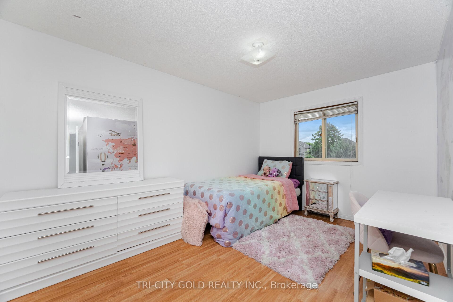 Photo 21 of 20 Rauch Court, Kitchener — HOMEH