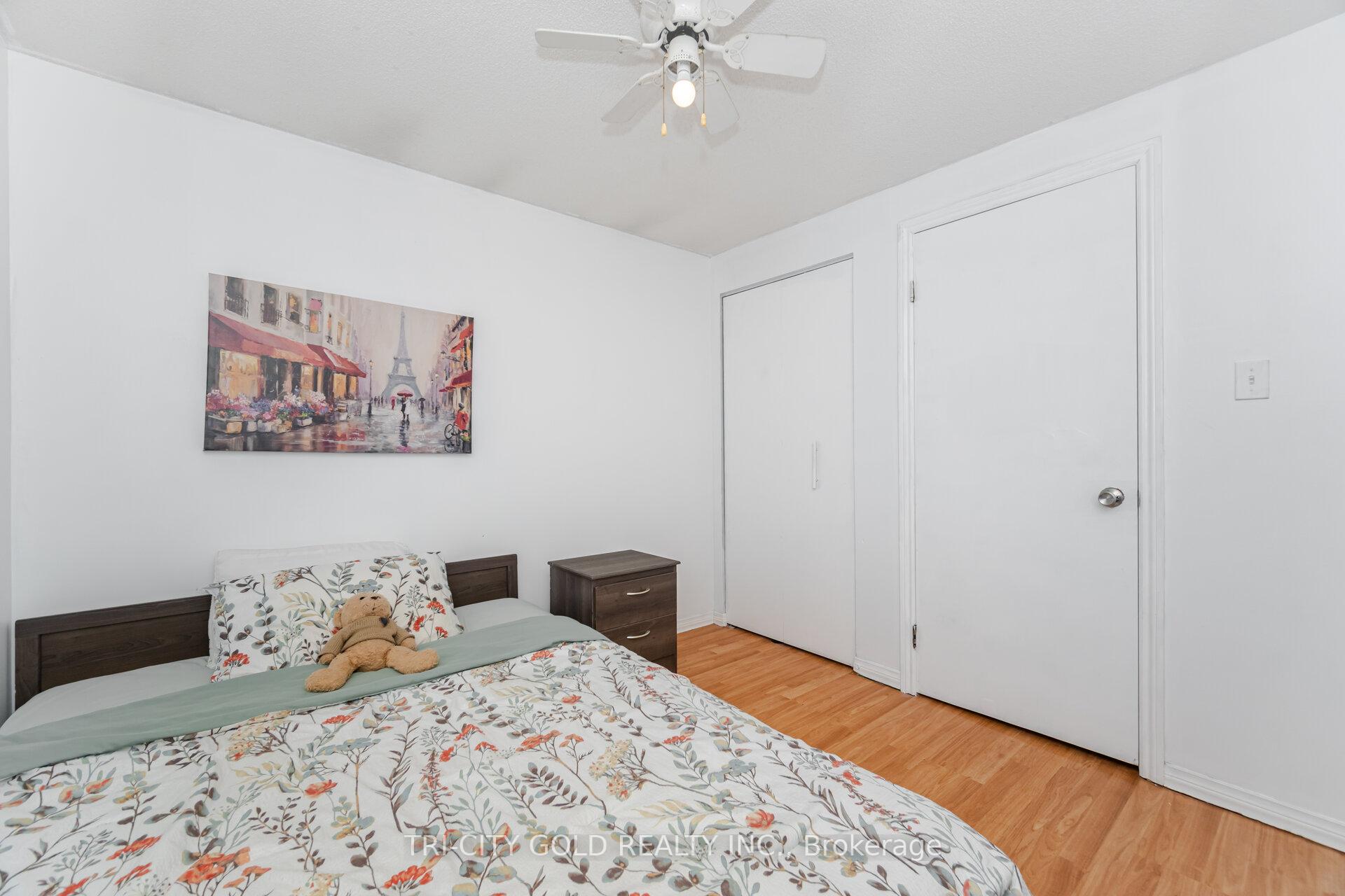 Photo 25 of 20 Rauch Court, Kitchener — HOMEH