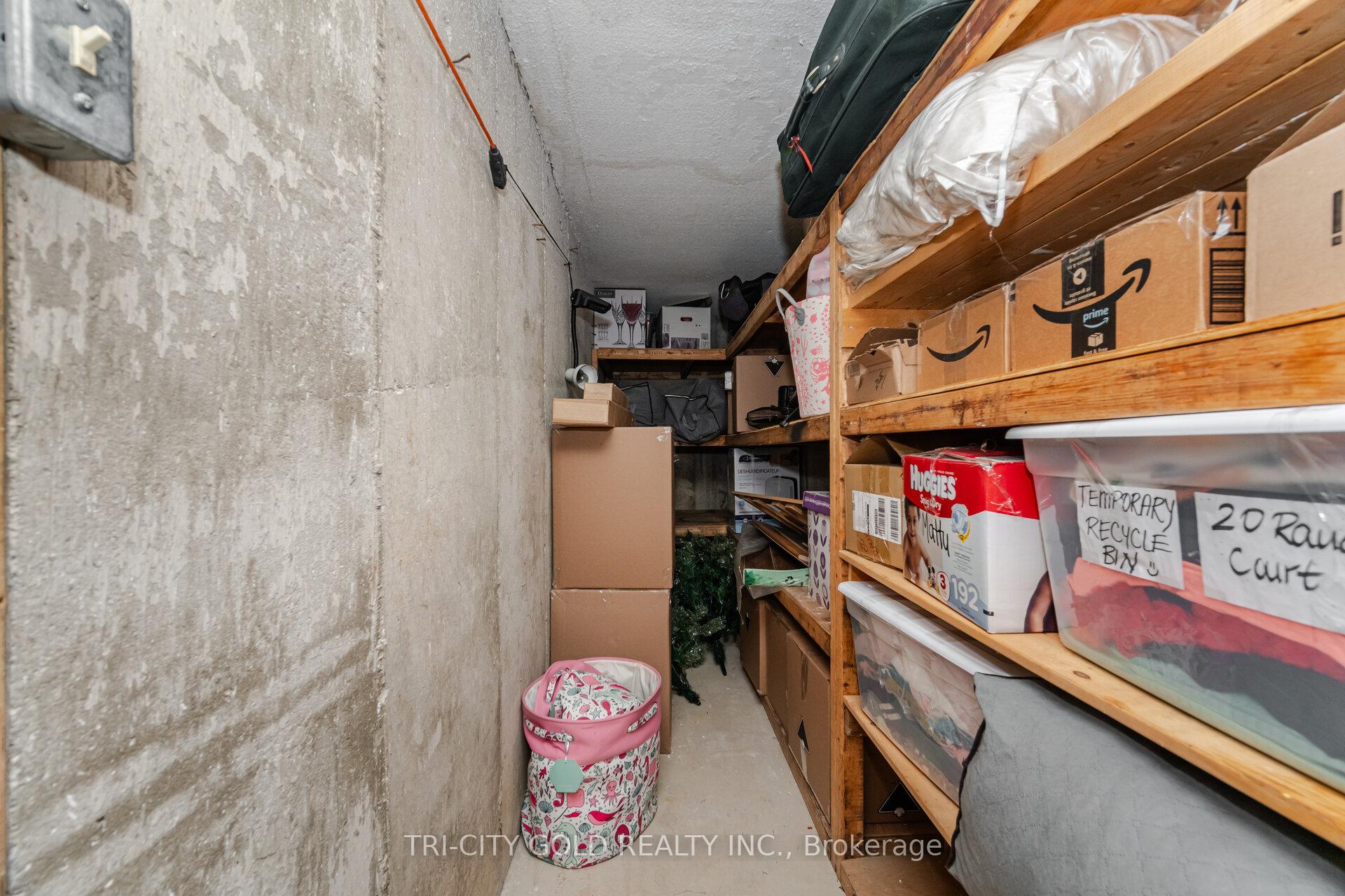 Photo 38 of 20 Rauch Court, Kitchener — HOMEH