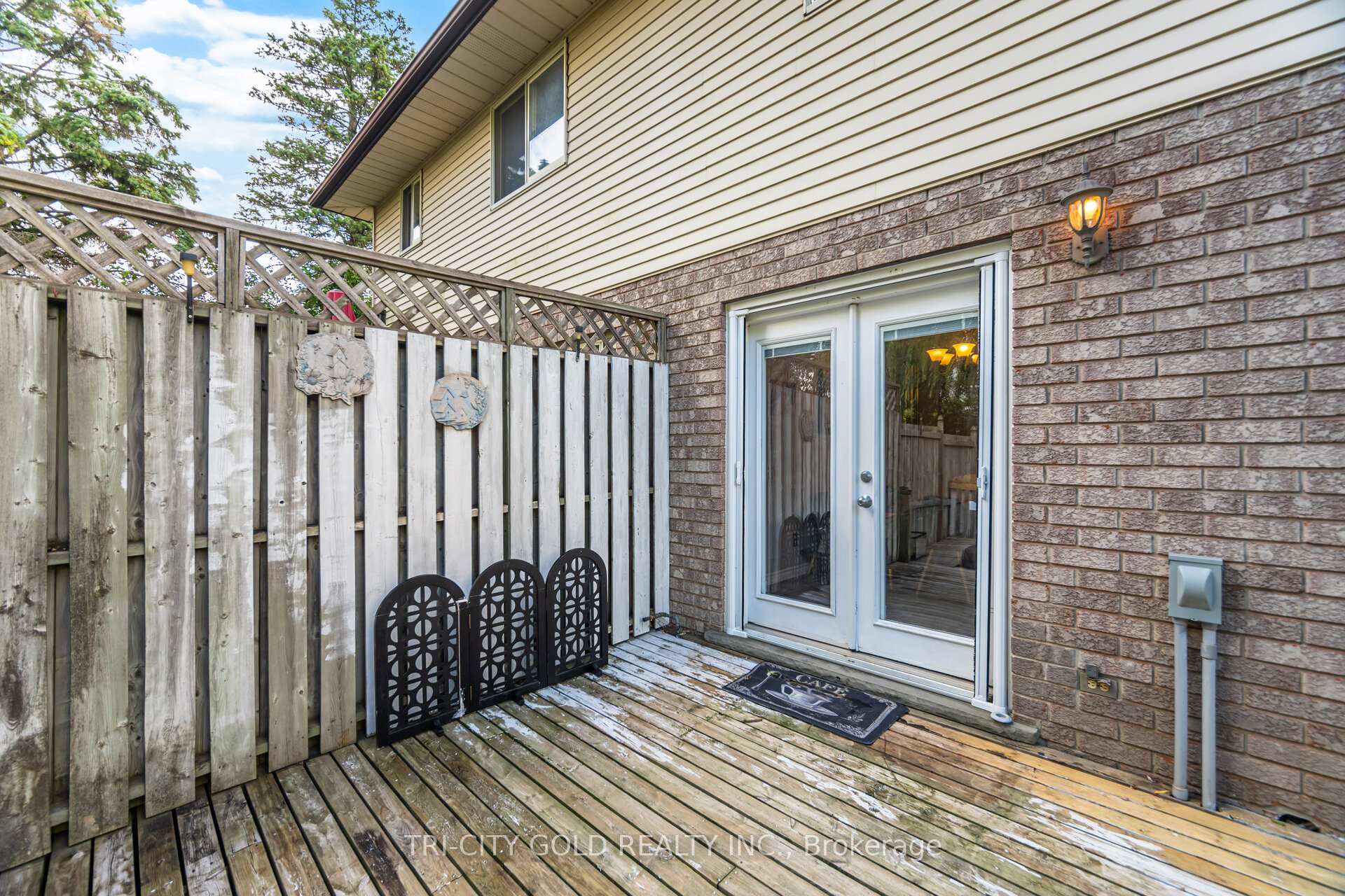Photo 39 of 20 Rauch Court, Kitchener — HOMEH