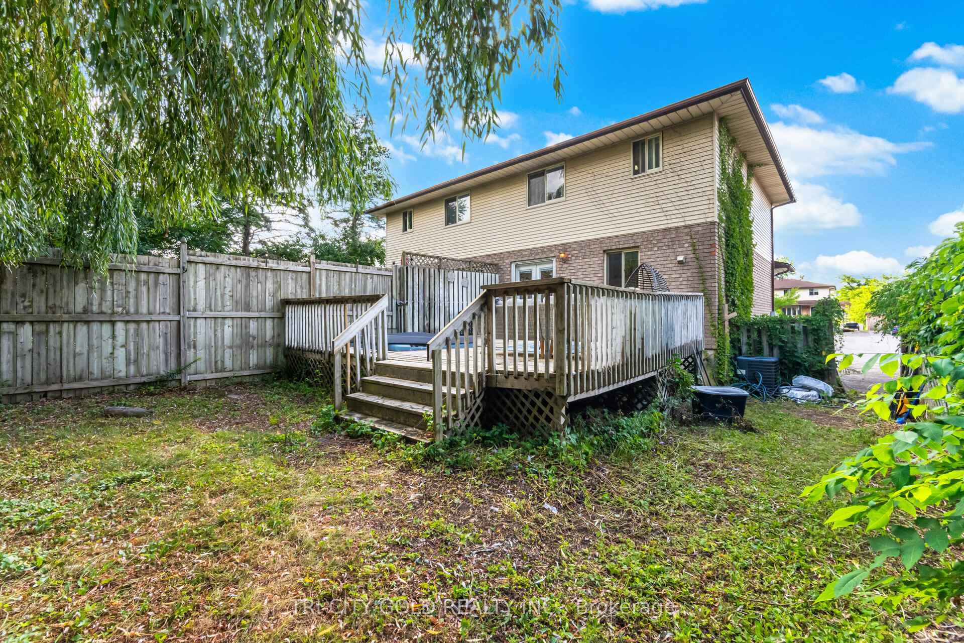 Photo 44 of 20 Rauch Court, Kitchener — HOMEH