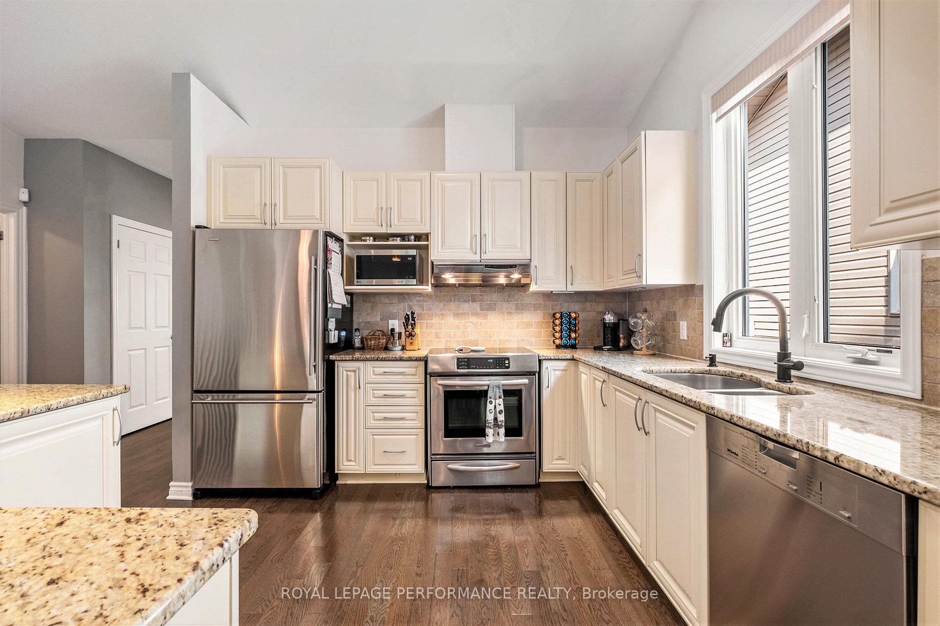Photo 8 of 414 Statewood Drive, Ottawa, Kanata - Morgan's Grant/South March — HOMEH