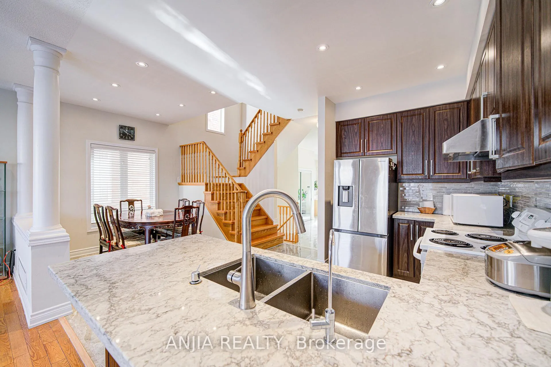 Photo 14 of 10 Wingrove Street, Markham, Wismer — HOMEH