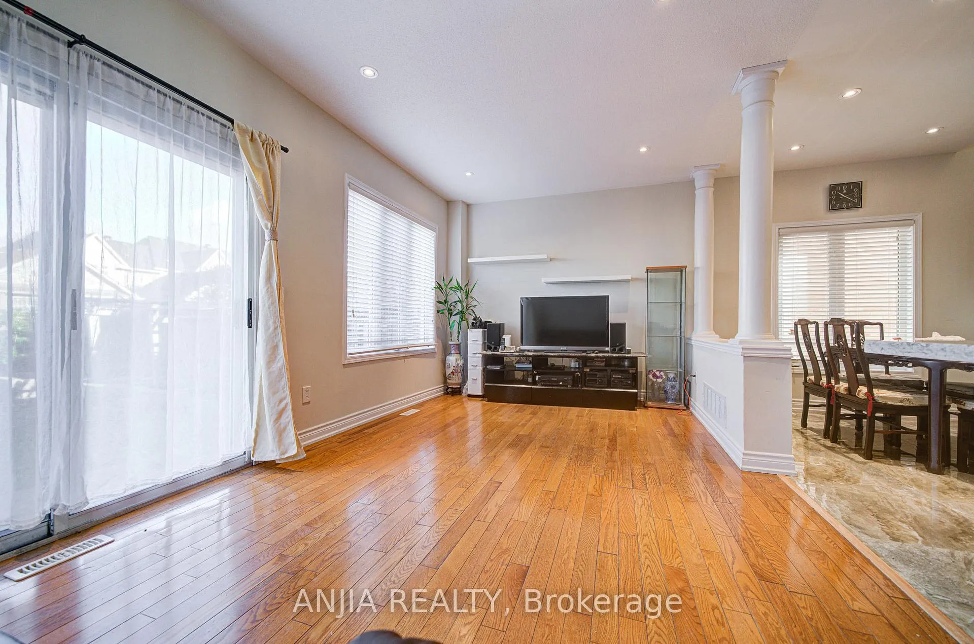 Photo 18 of 10 Wingrove Street, Markham, Wismer — HOMEH