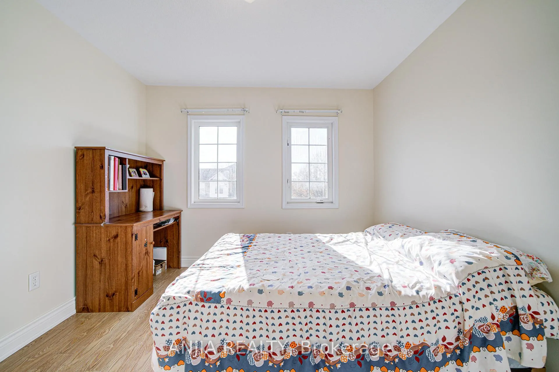 Photo 29 of 10 Wingrove Street, Markham, Wismer — HOMEH