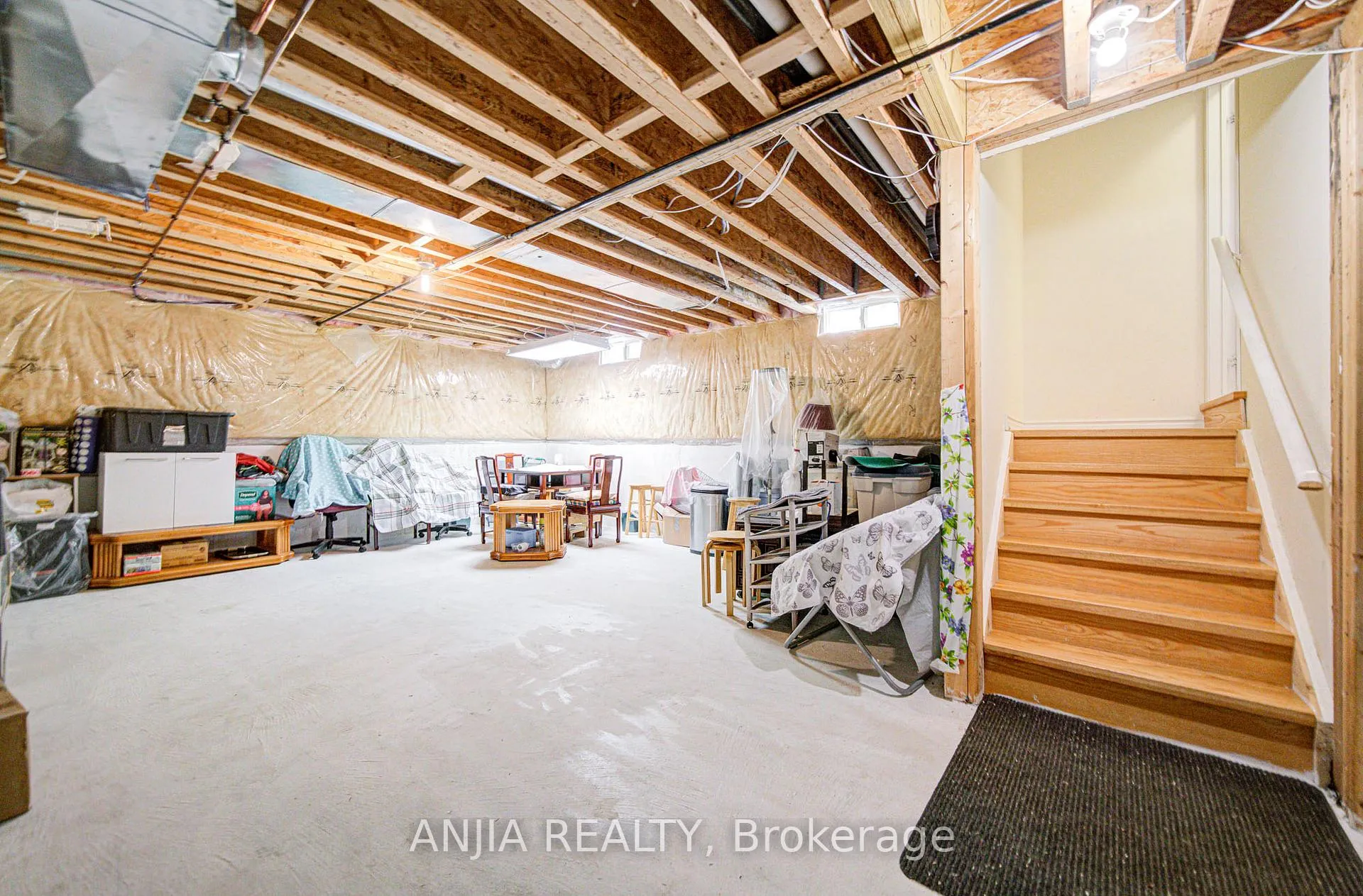 Photo 35 of 10 Wingrove Street, Markham, Wismer — HOMEH