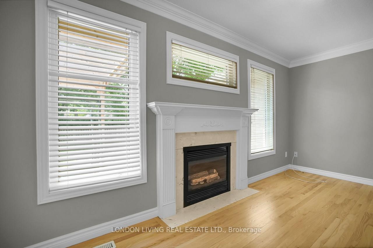 Photo 12 of 1715 Milestone Road, London, North C — HOMEH