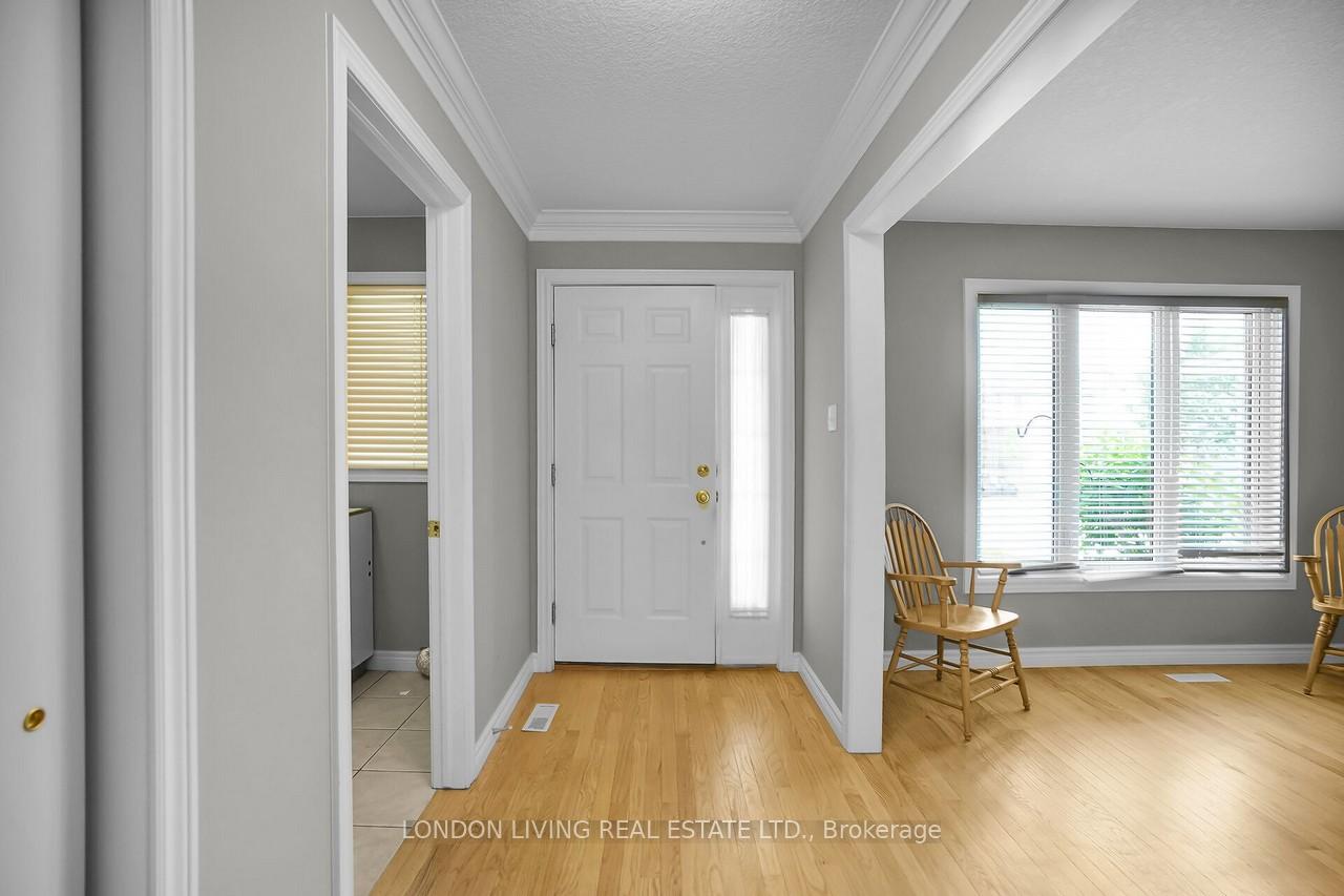 Photo 20 of 1715 Milestone Road, London, North C — HOMEH