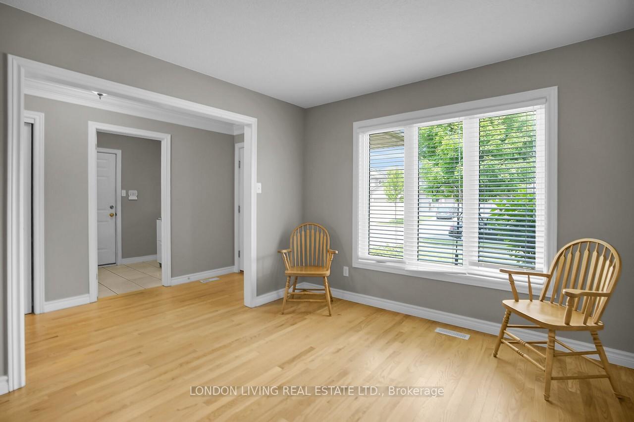Photo 22 of 1715 Milestone Road, London, North C — HOMEH