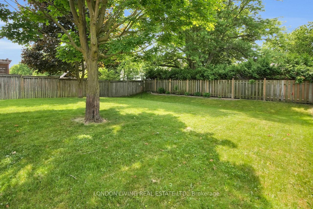 Photo 33 of 1715 Milestone Road, London, North C — HOMEH