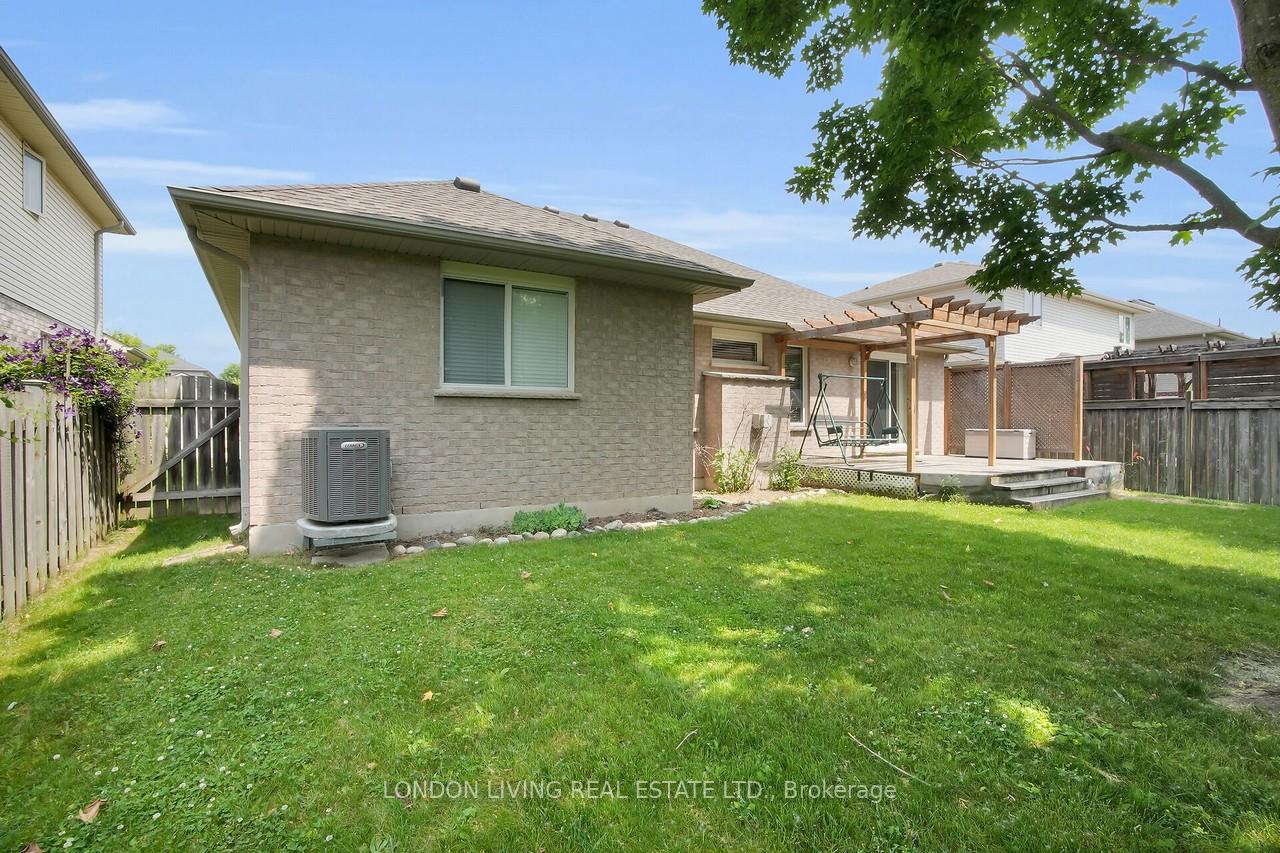 Photo 34 of 1715 Milestone Road, London, North C — HOMEH