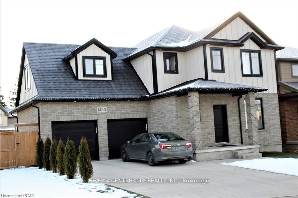 Front of 1420 Howlett Circle
