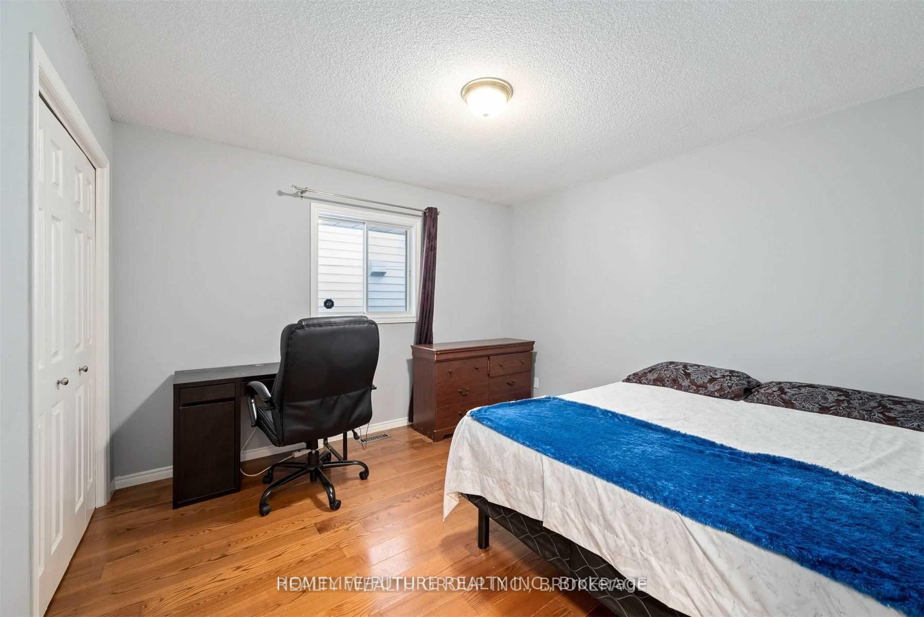 Photo 6 of 154 Sanders Street, London, East M — HOMEH