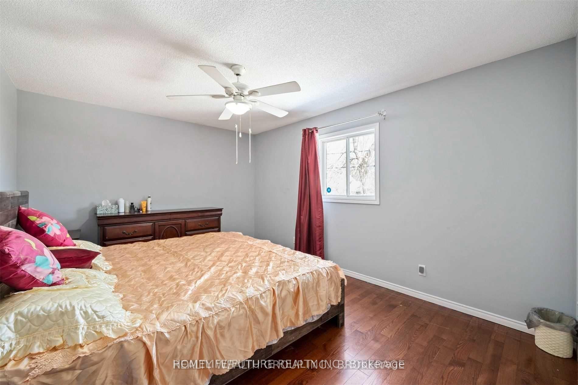 Photo 9 of 154 Sanders Street, London, East M — HOMEH