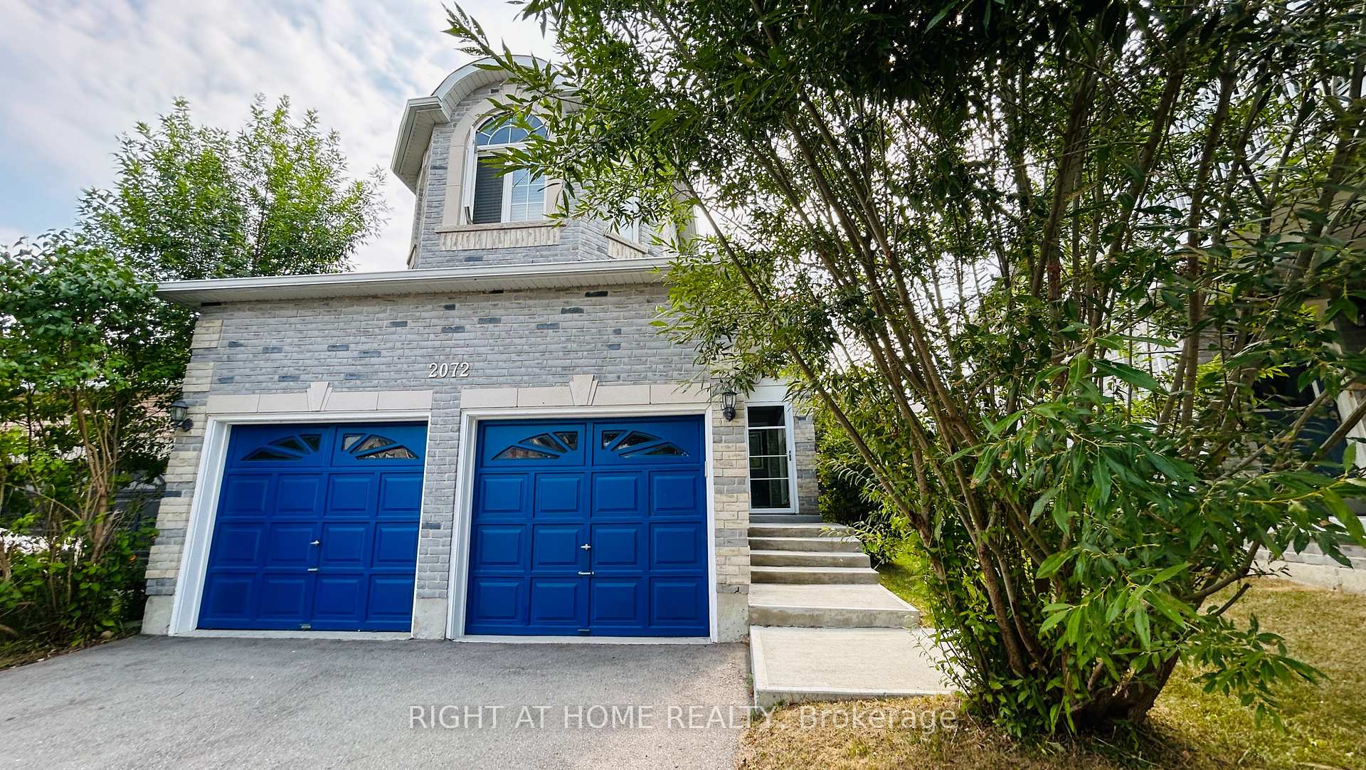 Photo 1 of 2072 Wilson Street, Innisfil, Alcona — HOMEH