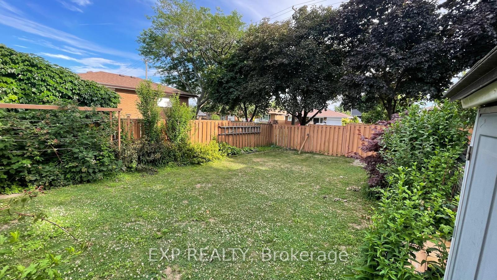 Photo 6 of 893 Upper Ottawa (Main Level) Street, Hamilton, Lisgar — HOMEH