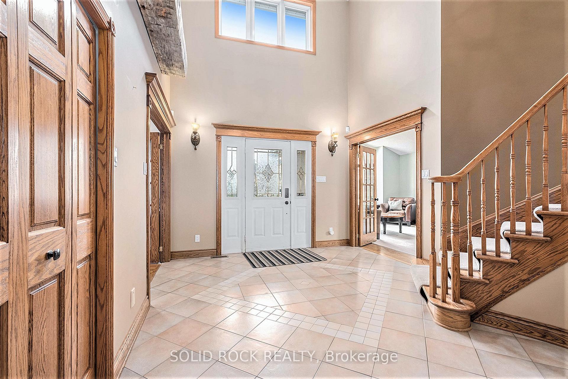 Photo 4 of 6634 Old Forest Drive, Ottawa, North Gower — HOMEH