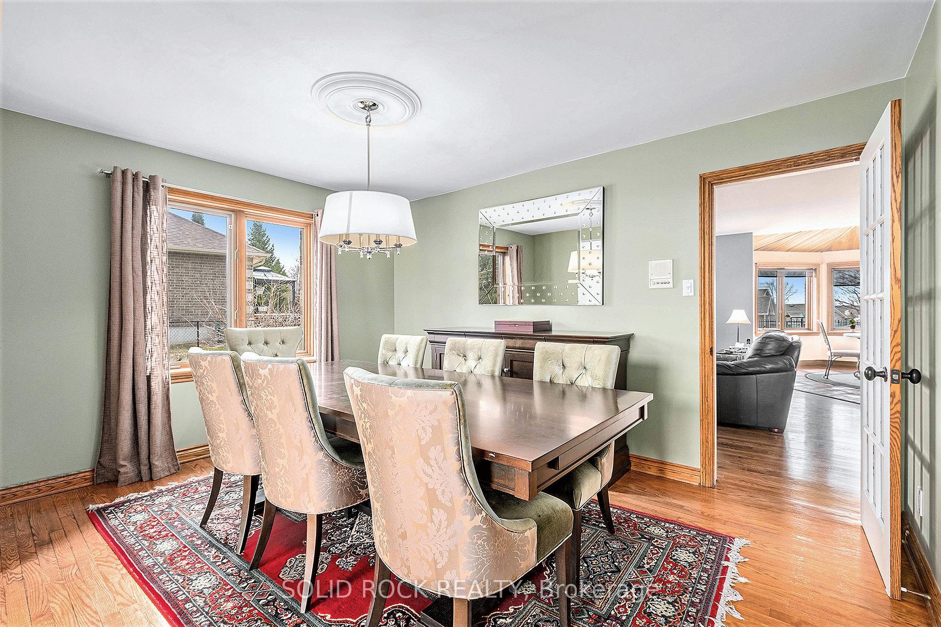 Photo 8 of 6634 Old Forest Drive, Ottawa, North Gower — HOMEH