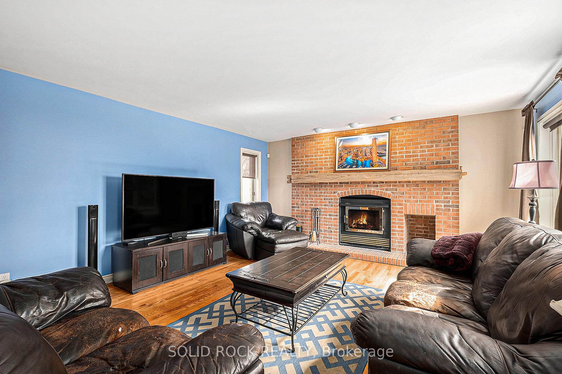 Photo 9 of 6634 Old Forest Drive, Ottawa, North Gower — HOMEH