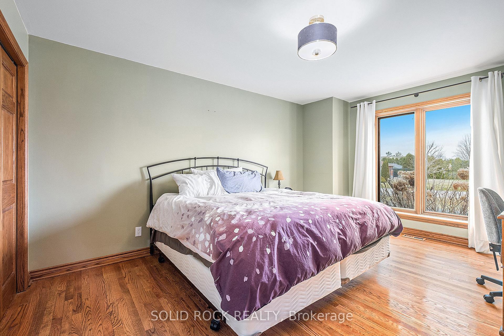 Photo 17 of 6634 Old Forest Drive, Ottawa, North Gower — HOMEH