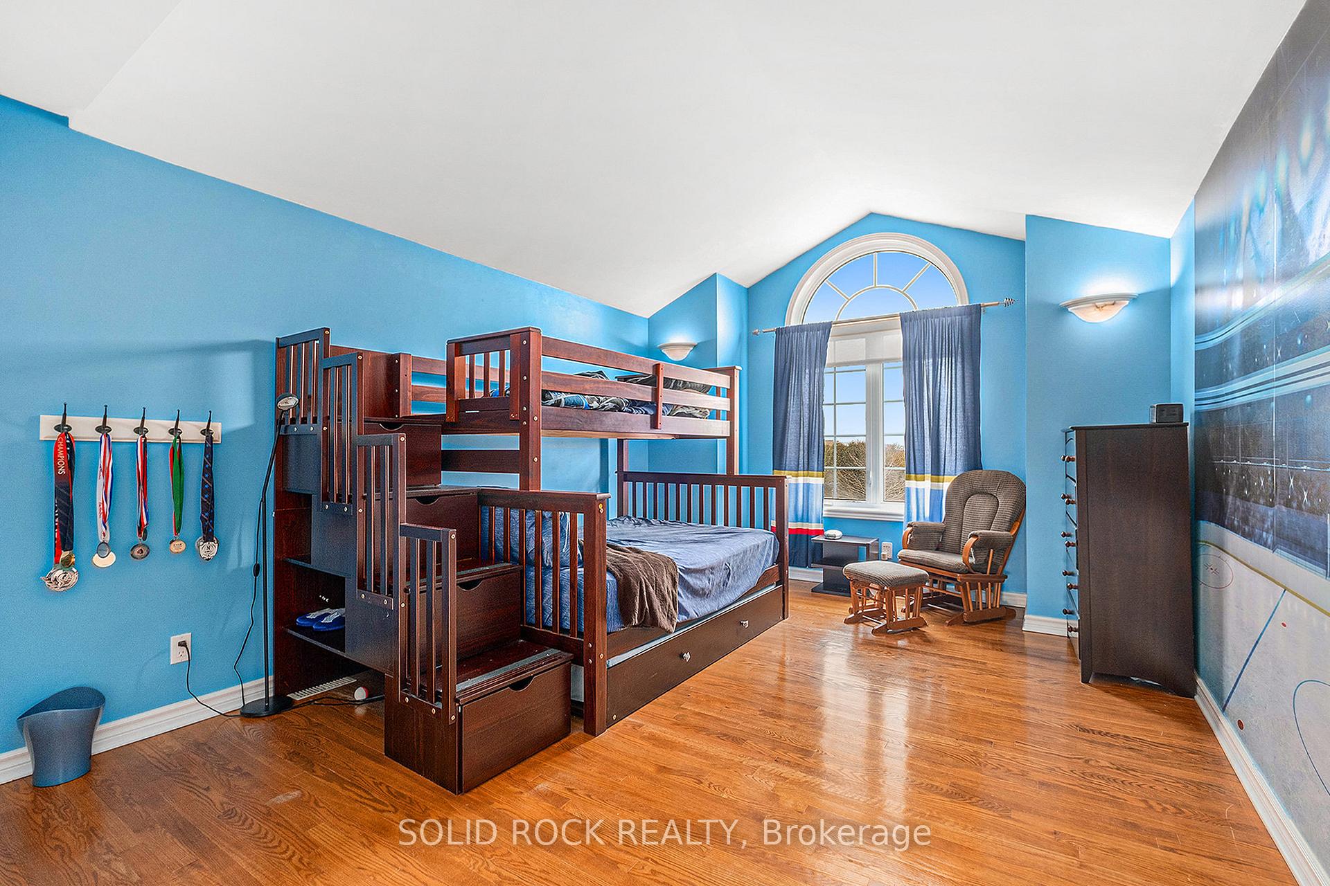 Photo 23 of 6634 Old Forest Drive, Ottawa, North Gower — HOMEH