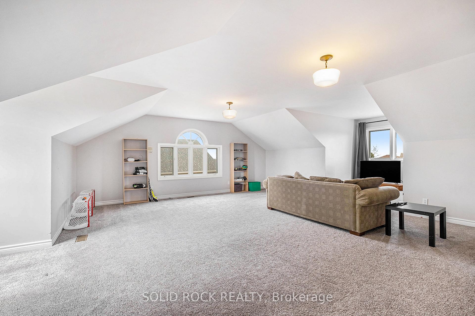 Photo 25 of 6634 Old Forest Drive, Ottawa, North Gower — HOMEH