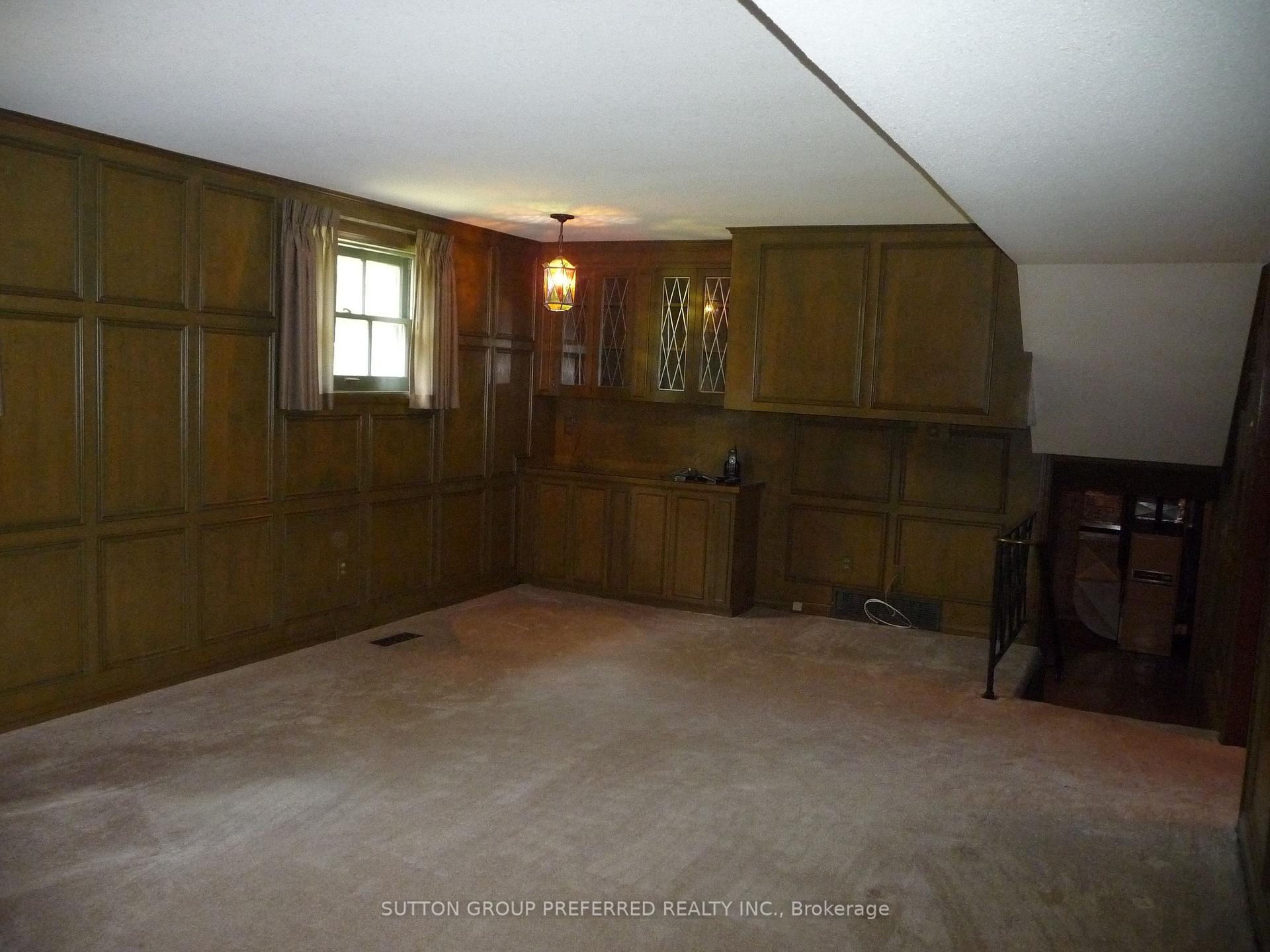 Photo 20 of 948 Dalkeith Avenue, London, North H — HOMEH