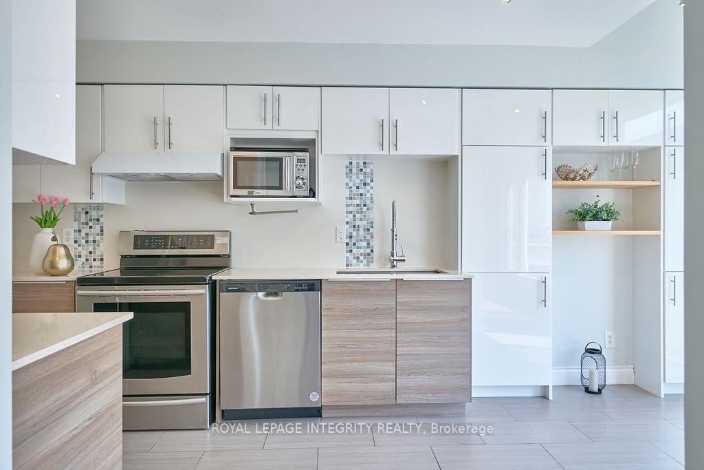 Photo 16 of 333 Brigitta Street, Ottawa, Kanata - Emerald Meadows/Trailwest — HOMEH