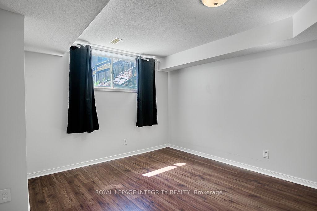 Photo 31 of 333 Brigitta Street, Ottawa, Kanata - Emerald Meadows/Trailwest — HOMEH