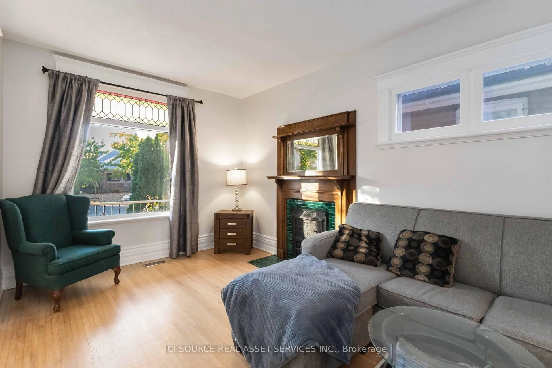 Photo 5 of 412 Grosvenor Street, London, East B — HOMEH