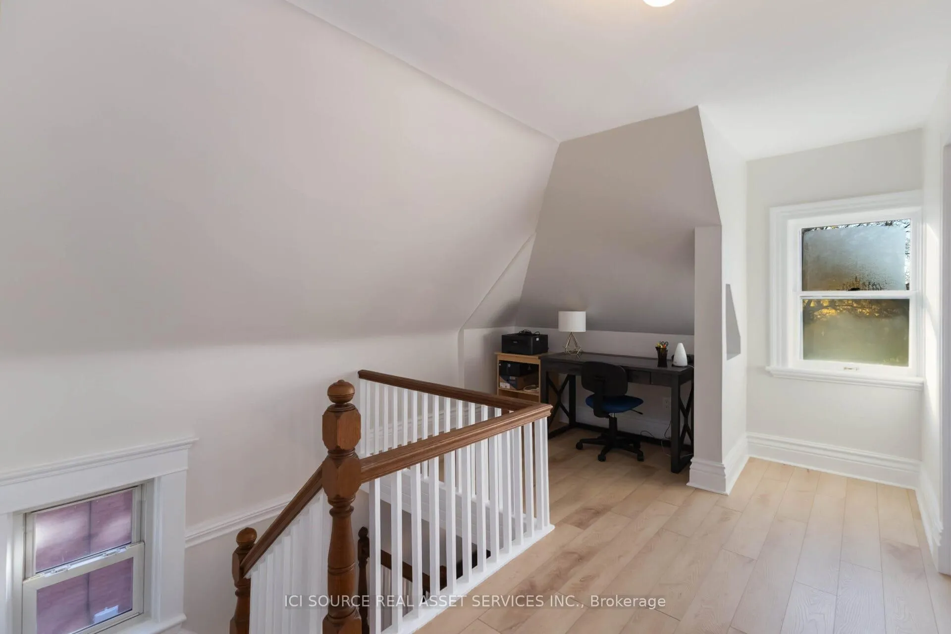 Photo 15 of 412 Grosvenor Street, London, East B — HOMEH