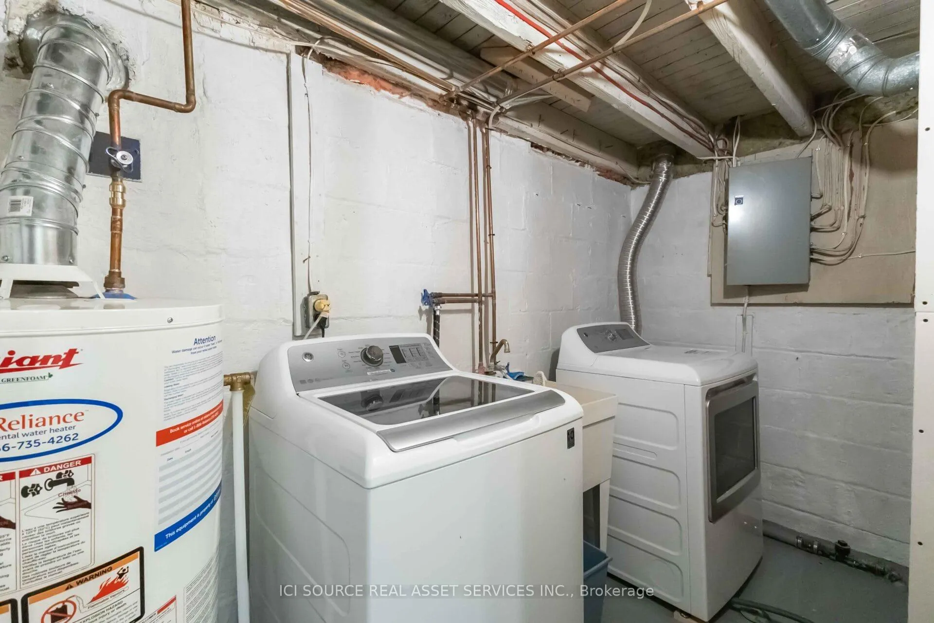 Photo 26 of 412 Grosvenor Street, London, East B — HOMEH